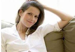 职场准妈妈怎样穿衣打扮？