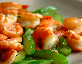 孕妇营养食谱—青瓜炒壳虾