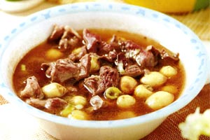 孕妇补锌食谱：桂圆猪心