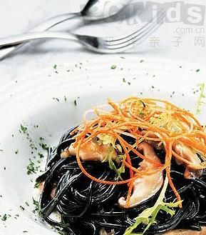 孕妇食谱－墨鱼鸡肉饮