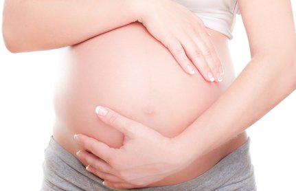 孕妇在孕期该如何抚摸肚子
