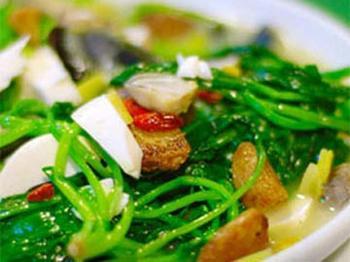 缓解孕妇便秘 七款菠菜食谱