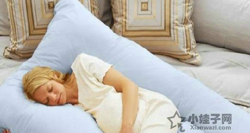 怎样预防孕妈妈失眠?失眠吃什么食物好呢?