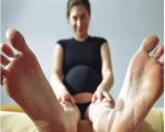 脚气的治疗方法偏方,孕妈妈有脚气要注意什么  孕妈妈脚气的治疗方法