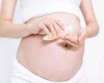 怀孕期间脸上长斑是怎么回事，孕期脸上长斑咋回事