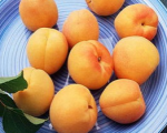 怀孕期间可以吃杏子吗，孕期能否吃杏子