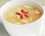 孕期能不能喝银耳汤，孕期喝银耳汤好不